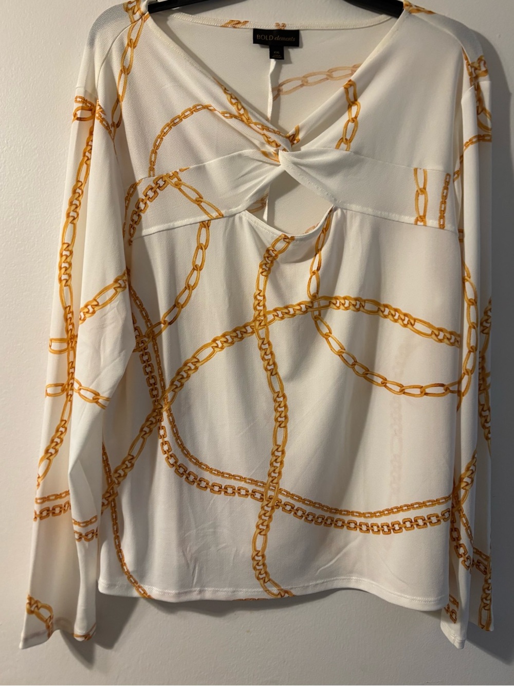 BOLD elements White Twist-Front Blouse with Gold Chain Print